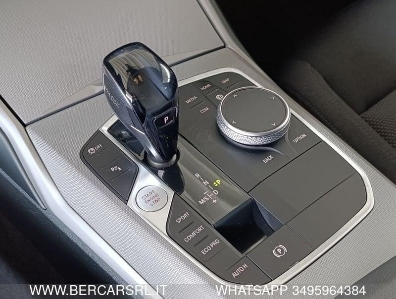 BMW Serie 3 318d 48V Touring Business Advantage