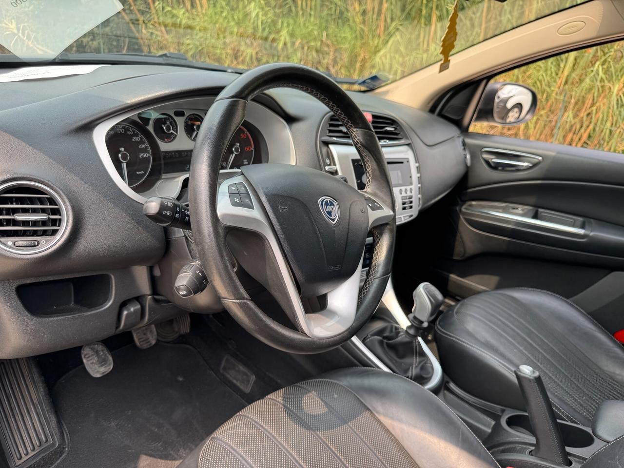 Lancia Delta 1.6 MJT 120cv Silver