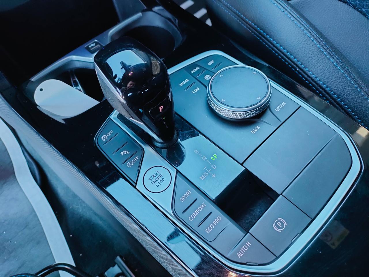 BMW Serie 1 F40 - 118d Msport auto