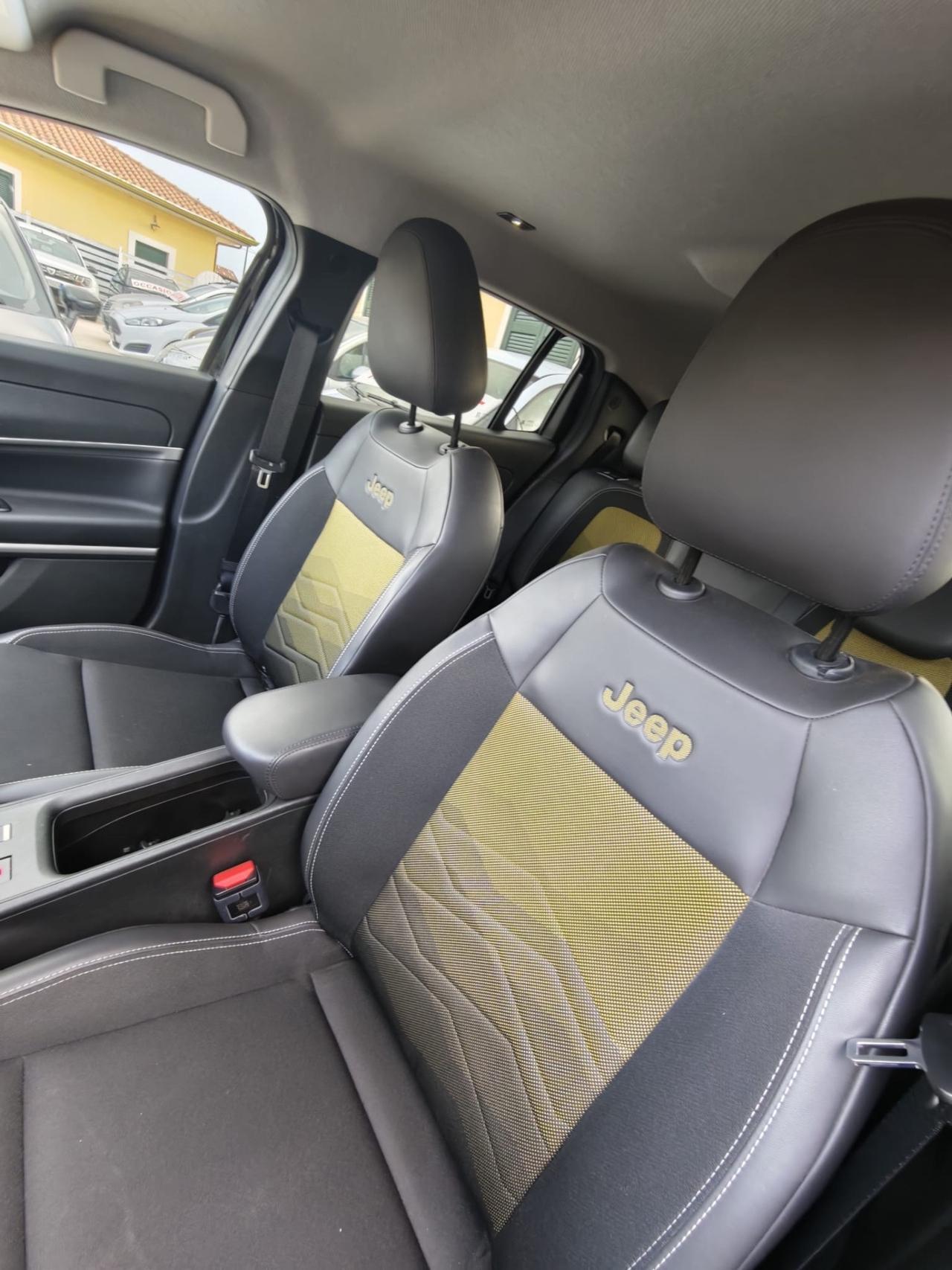 Jeep Avenger 1.2 Turbo 100 CV Summit accetto permute e finanziamenti