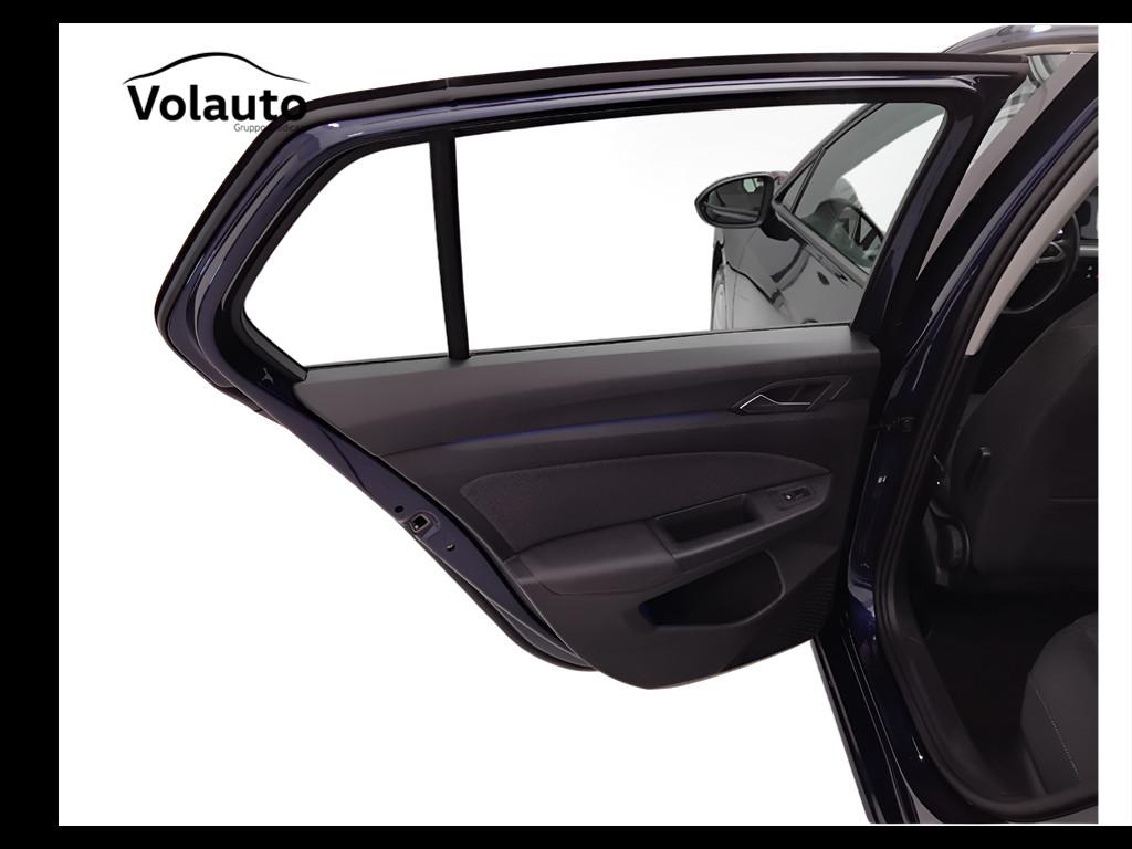 VOLKSWAGEN Golf VIII 2020 - Golf 1.0 etsi evo Life 110cv dsg