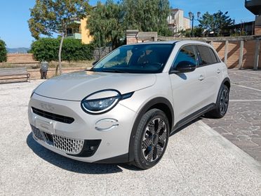 Fiat 600 Hybrid 100 CV DCT MHEV La Prima 2025