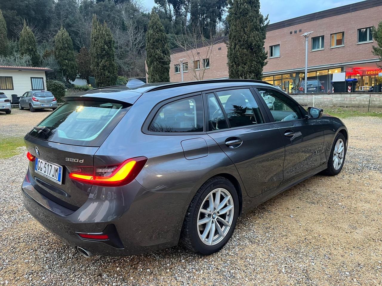 Bmw 320 320d 48V Touring Msport