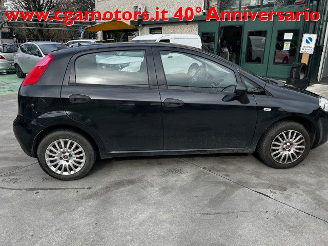 FIAT Punto 1.2 8V 5 porte Street IN ARRIVO VERSO IL 18 01