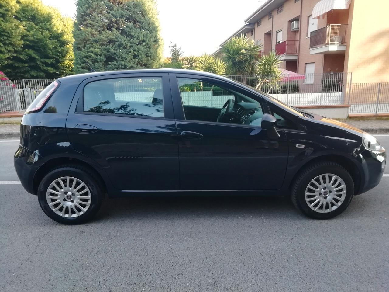 Fiat Punto 1.4 8V 5 porte Natural Power Street "Unico proprietario"
