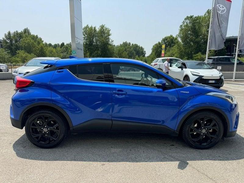 Toyota C-HR 1.8 Hybrid E-CVT Trend