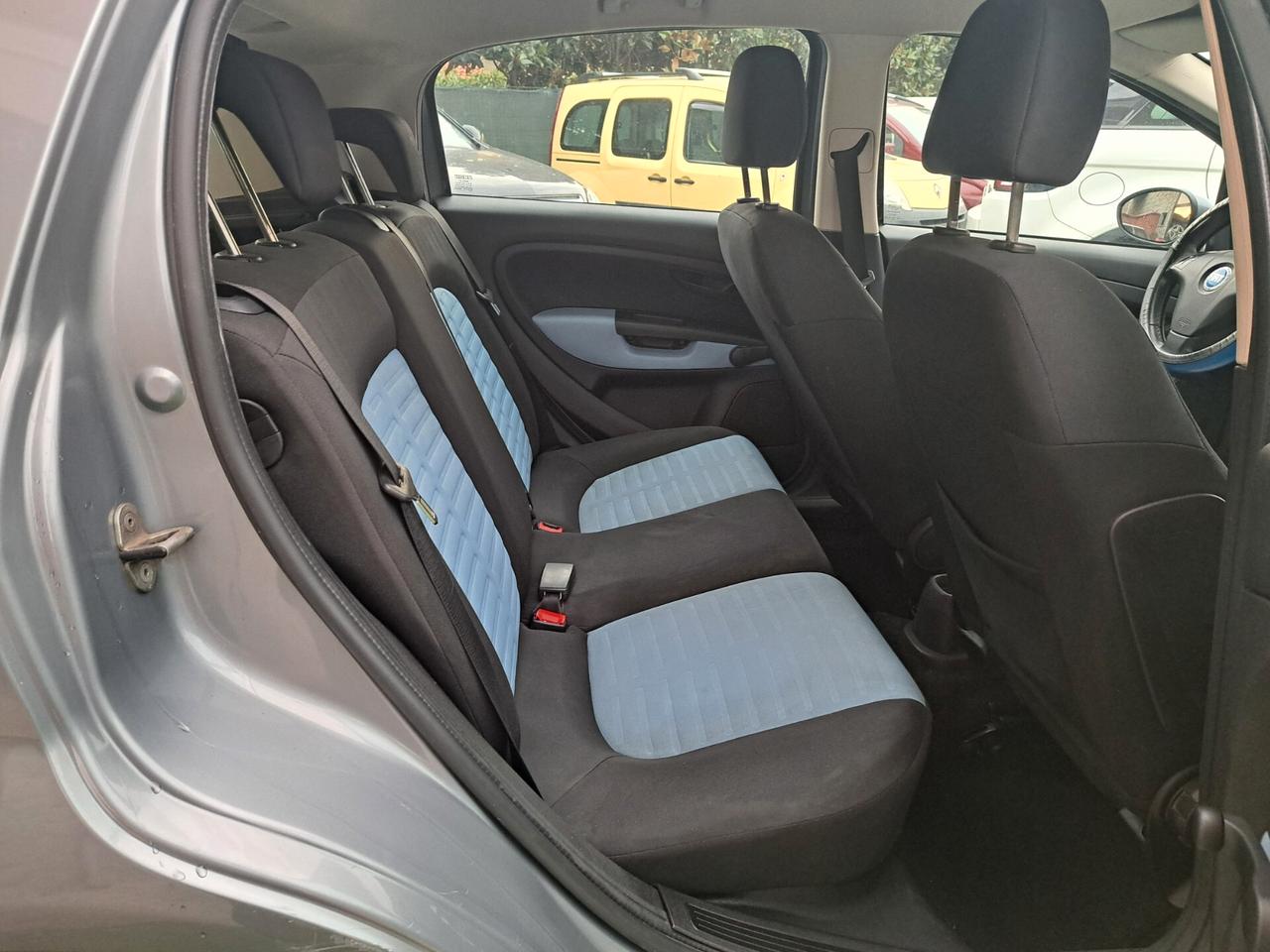 Fiat Punto 1.2 BENZ 65 CV , 5P /OK NEOPATENTATI