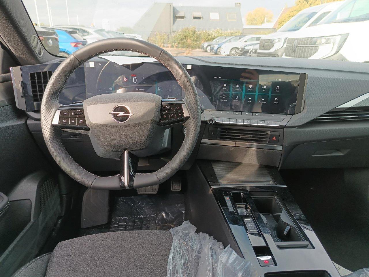 Opel Astra Sports Tourer 1.2 t GS s&s 130cv at8 IN PROMO