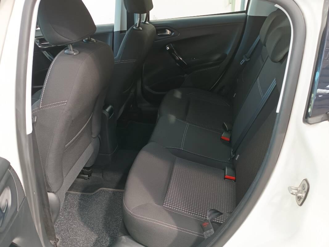 Peugeot 208 1.6 hdi Allure 75cv 5p