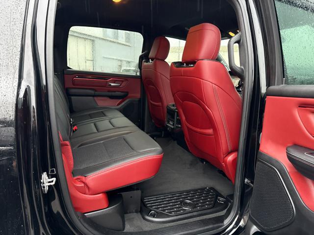 DODGE RAM V8 HEMI CREW CAB - REBEL