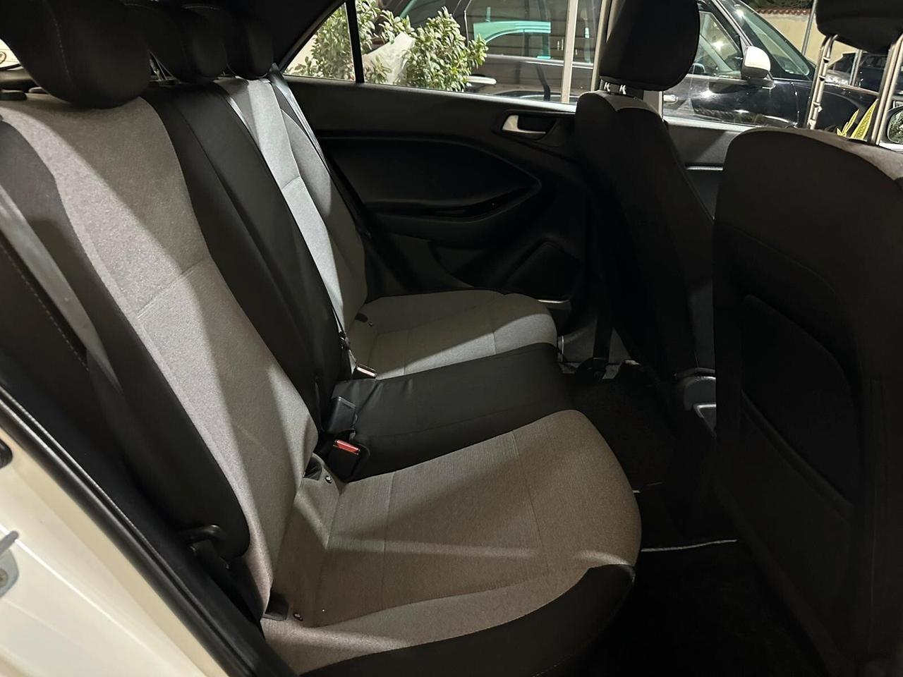 Hyundai i20 1.1 CRDi 12V 5 porte Comfort