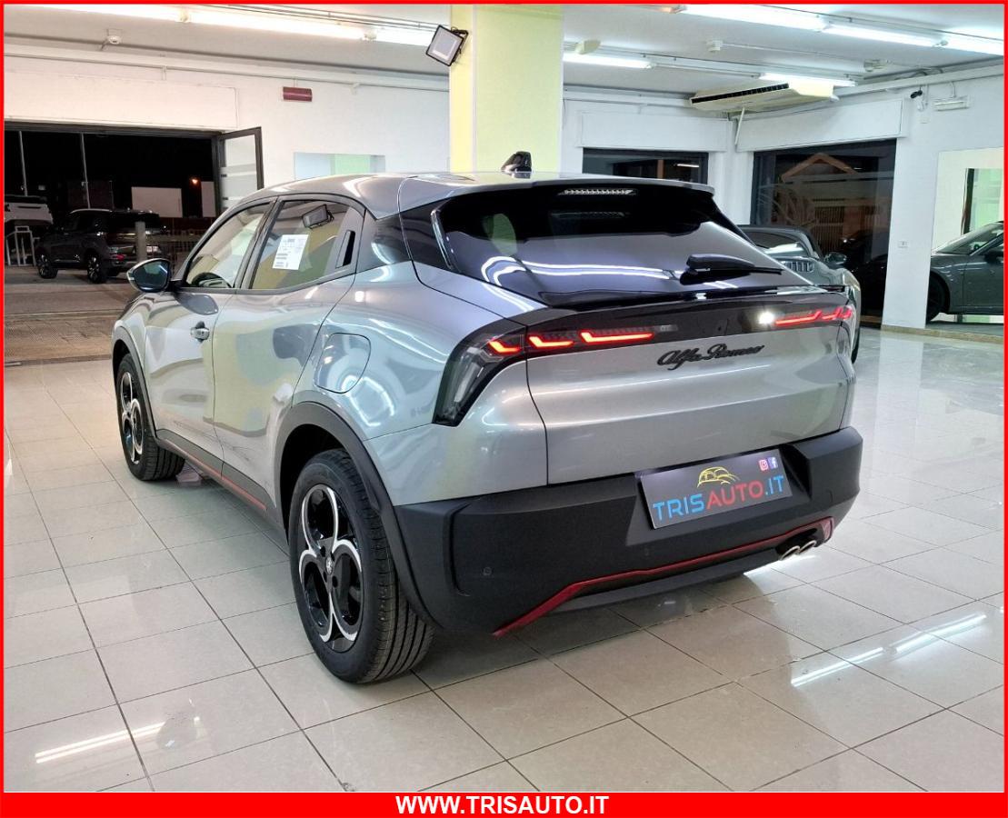 ALFA ROMEO Junior 1.2T Hybrid eDCT6 145cv Speciale NEOPATENTATI IVATA