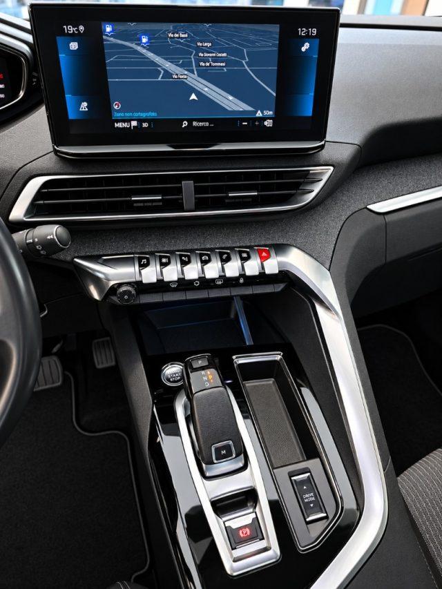 PEUGEOT 5008 BlueHDi 7 Posti Automatic EAT8 130 Aziendale