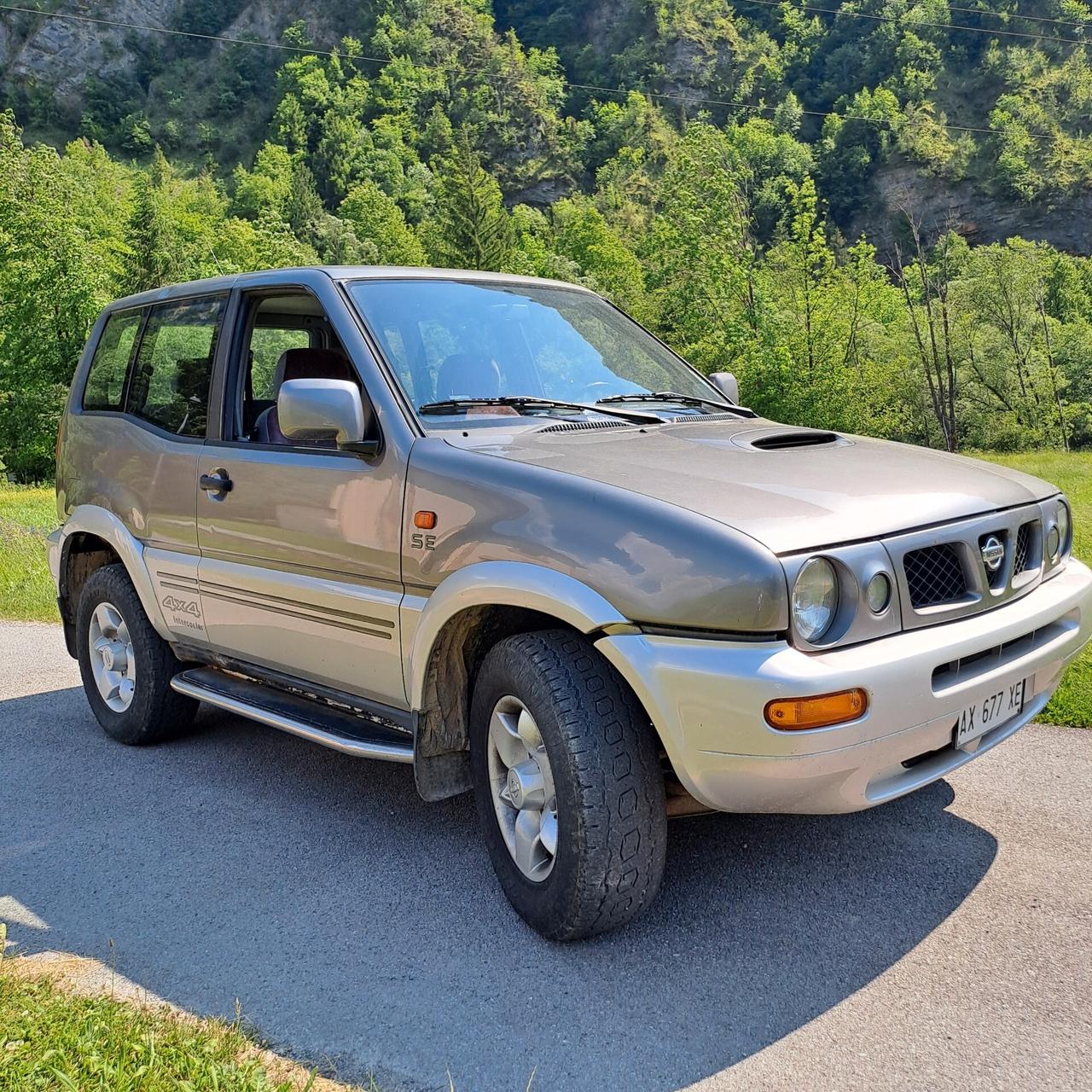 Nissan Terrano 2.7 GANCIO TRAINO - AUTOVETTURA