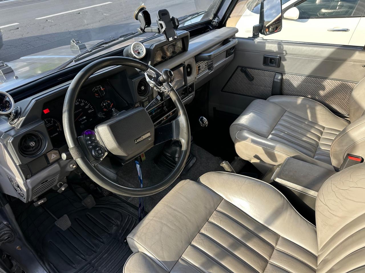 Toyota Land Cruiser II 2.5 turbodiesel Hard-top BJ73