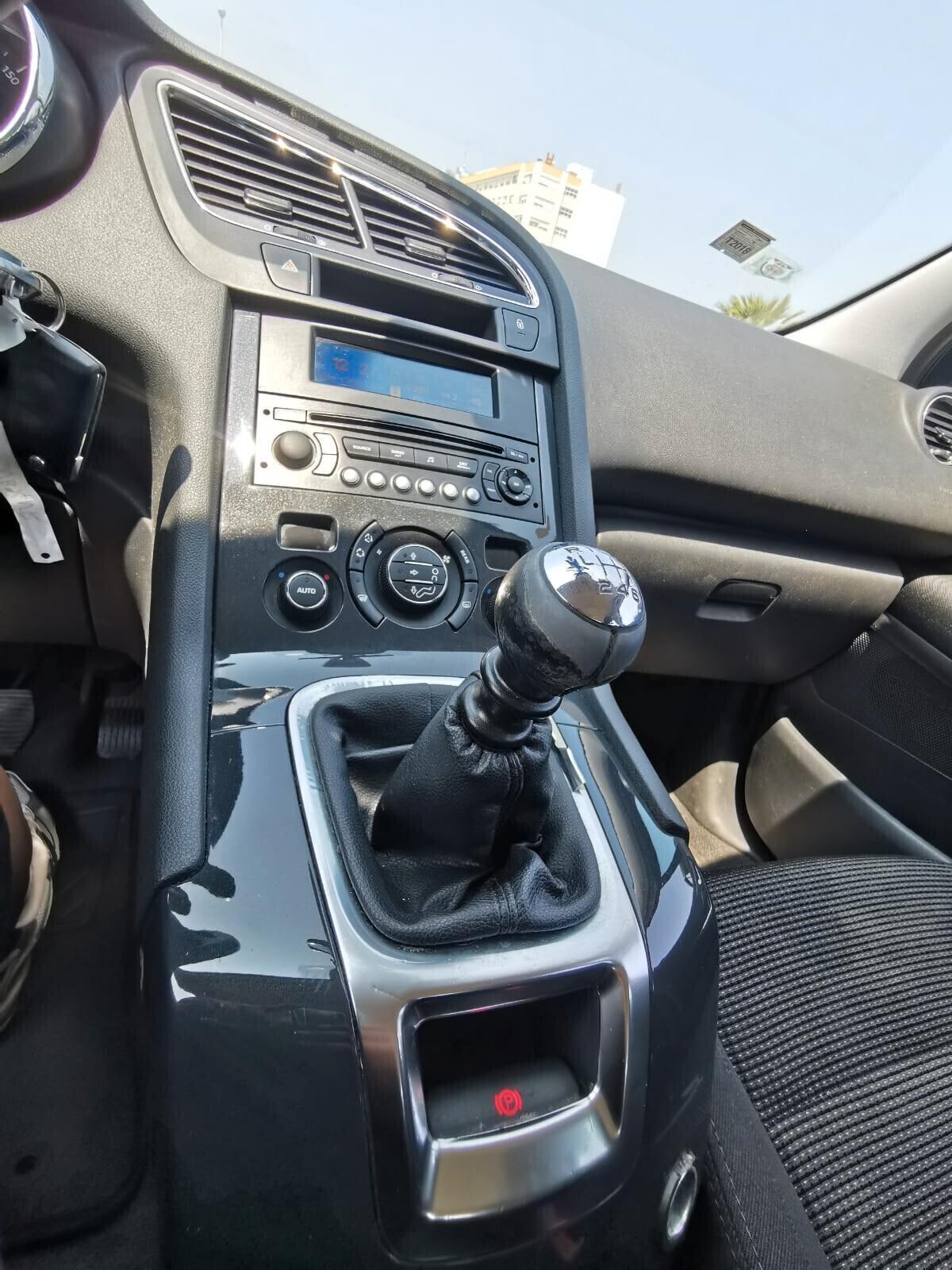 Peugeot 5008 2.0 HDi 150CV Active 2013