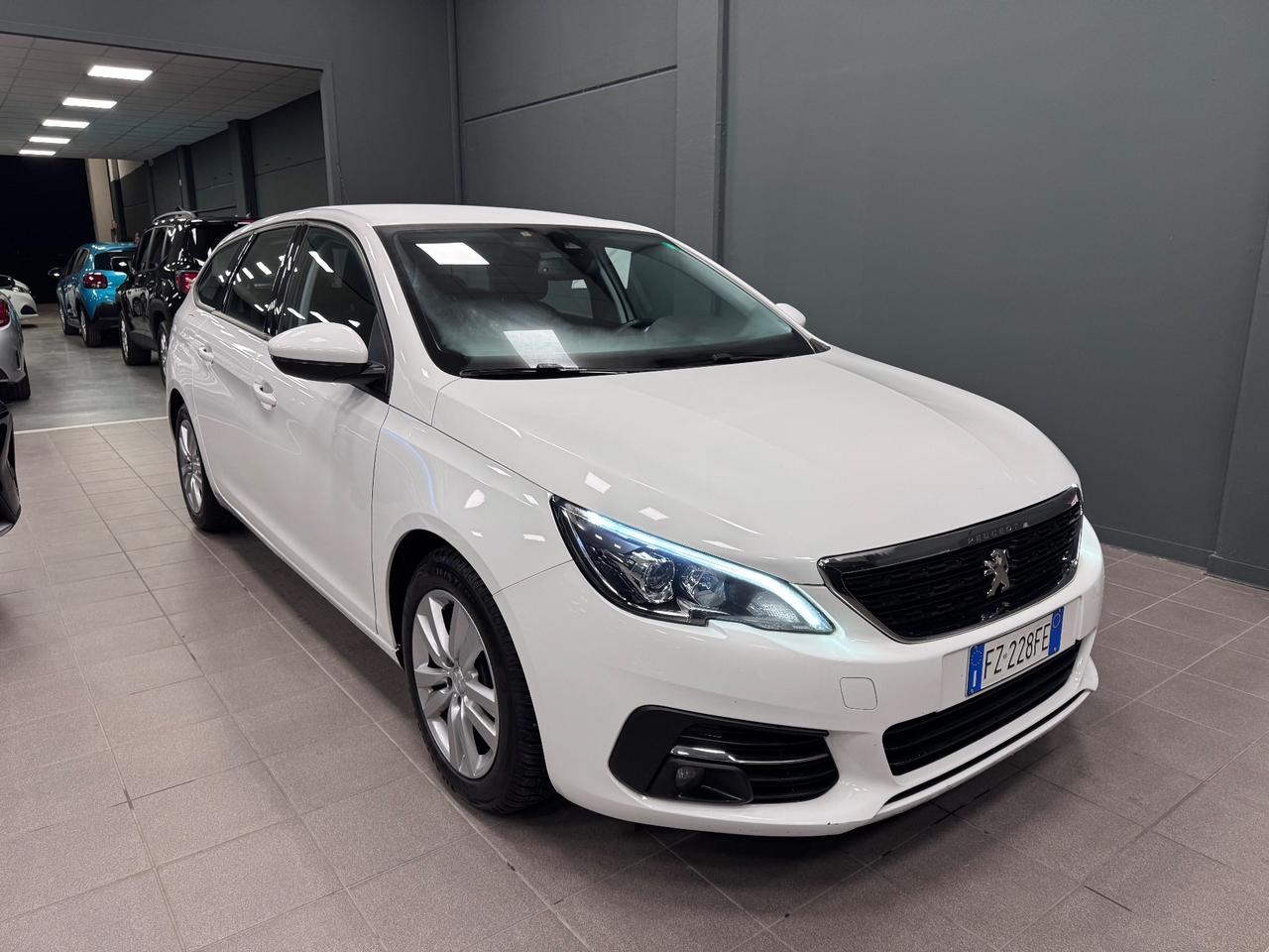 Peugeot 308 BlueHDi 100 S&S SW Business