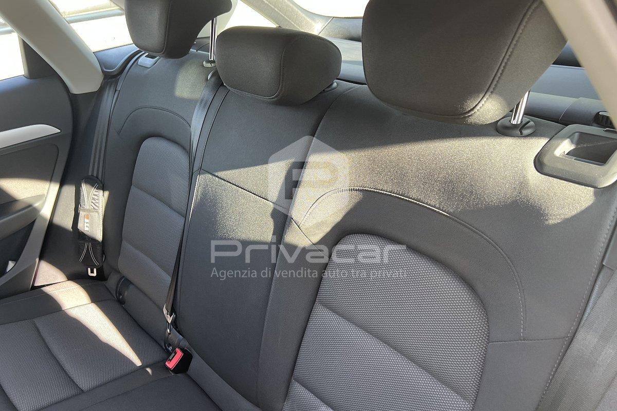 AUDI Q3 2.0 TDI 150 CV Business