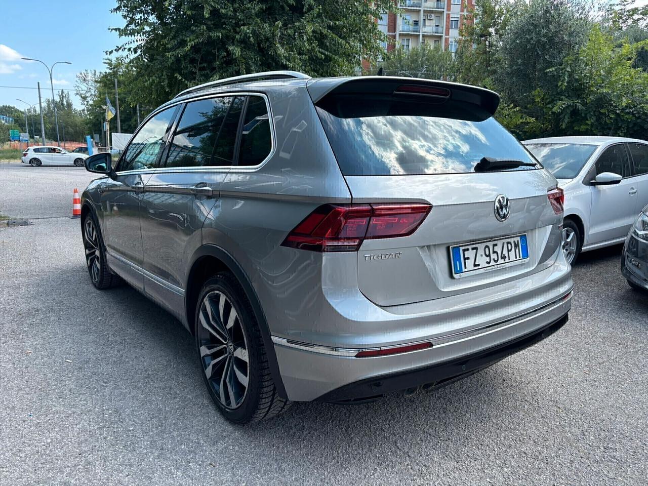 Volkswagen Tiguan 2.0 TDI 190cv DSG 4Motion R-line