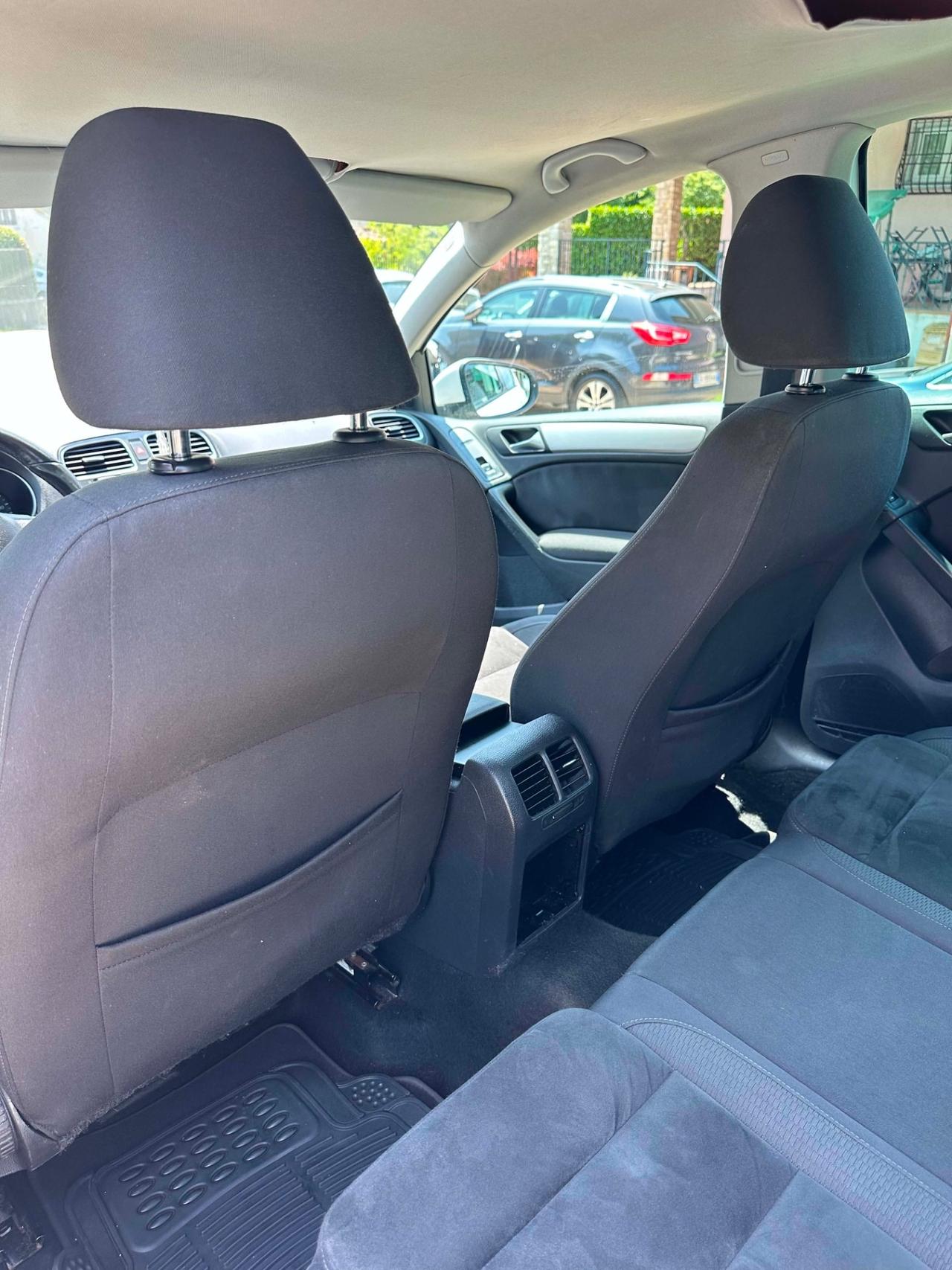 Volkswagen GOLF 1.6 TDI DPF 5p. HIGHLINE KMCERT