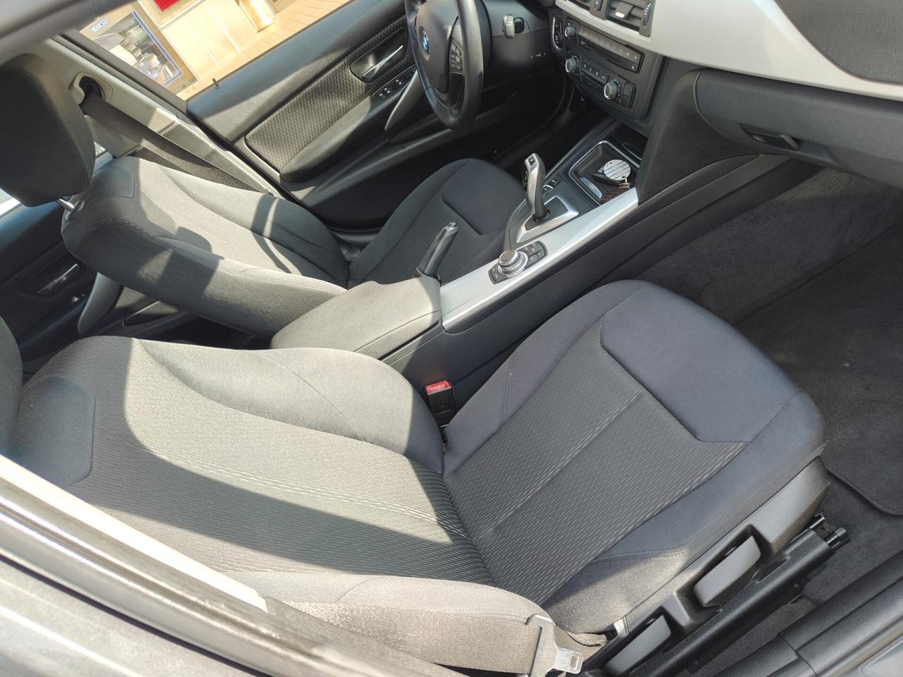 Bmw 318 318d Touring Business aut.