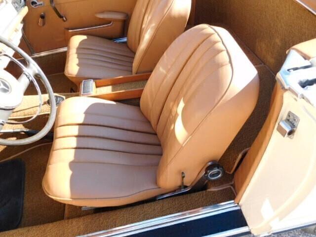 Mercedes sl 230 w113 pagoda da concorso - 1967