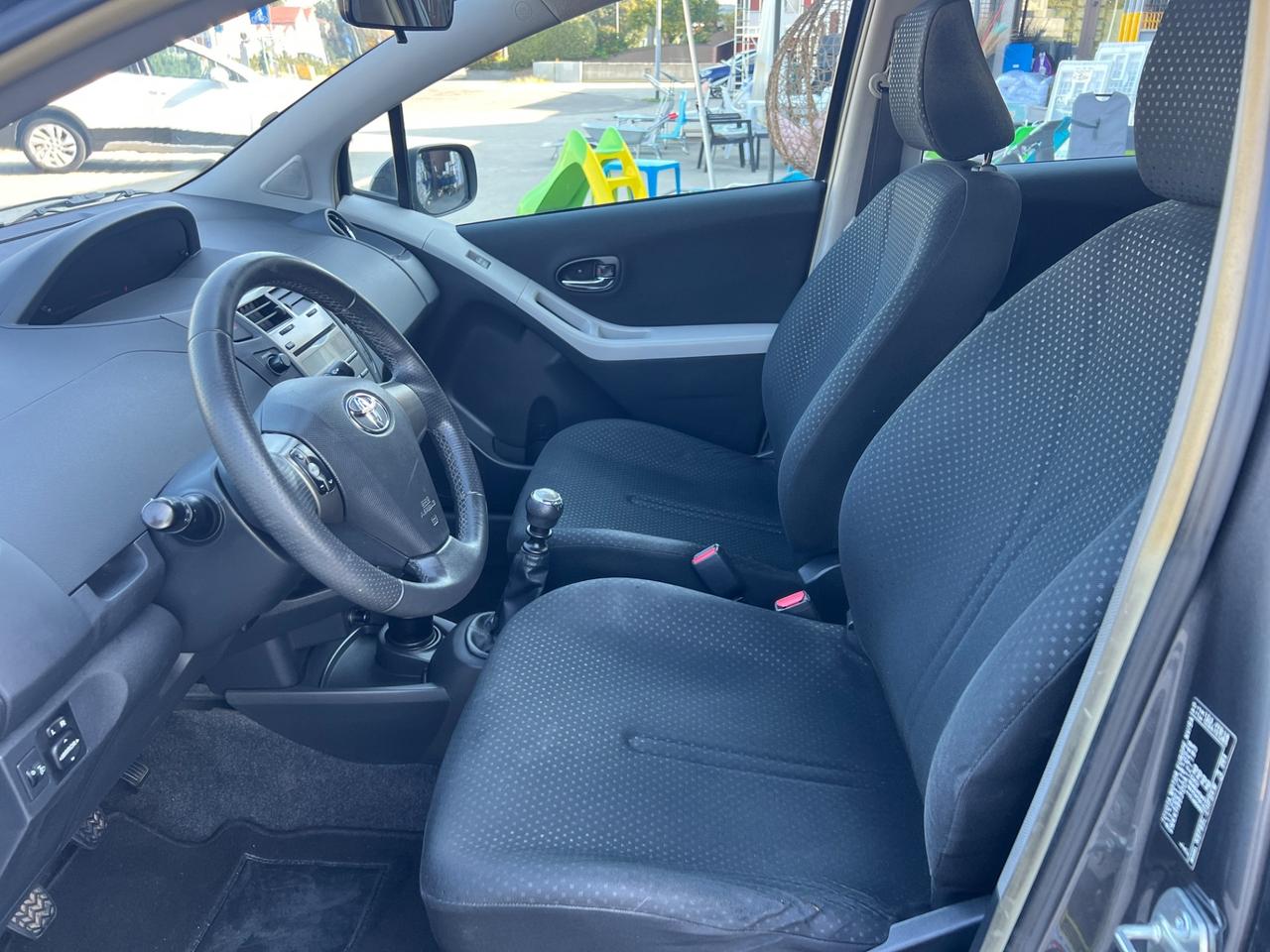 Toyota Yaris 1.3 5 porte Sol