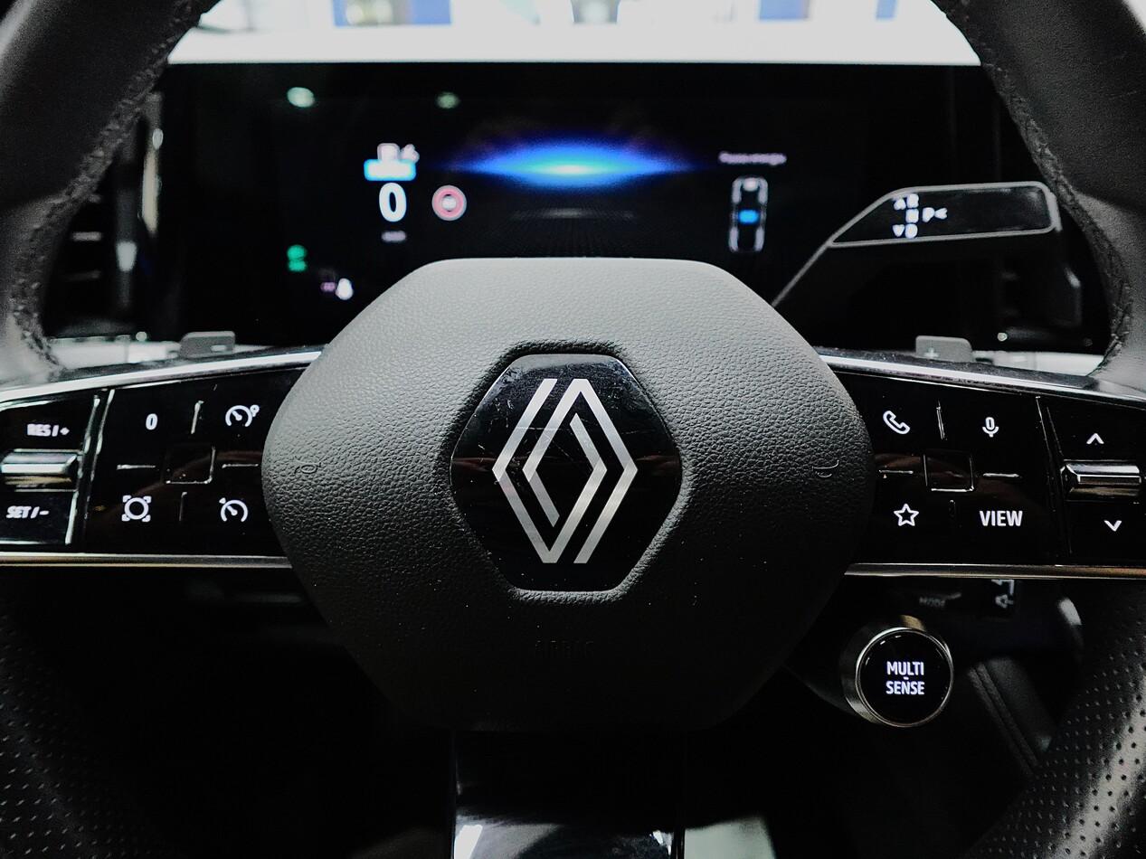 Renault Austral 1.2 E-TECH FULL HYBRID 200 CV TECHNO