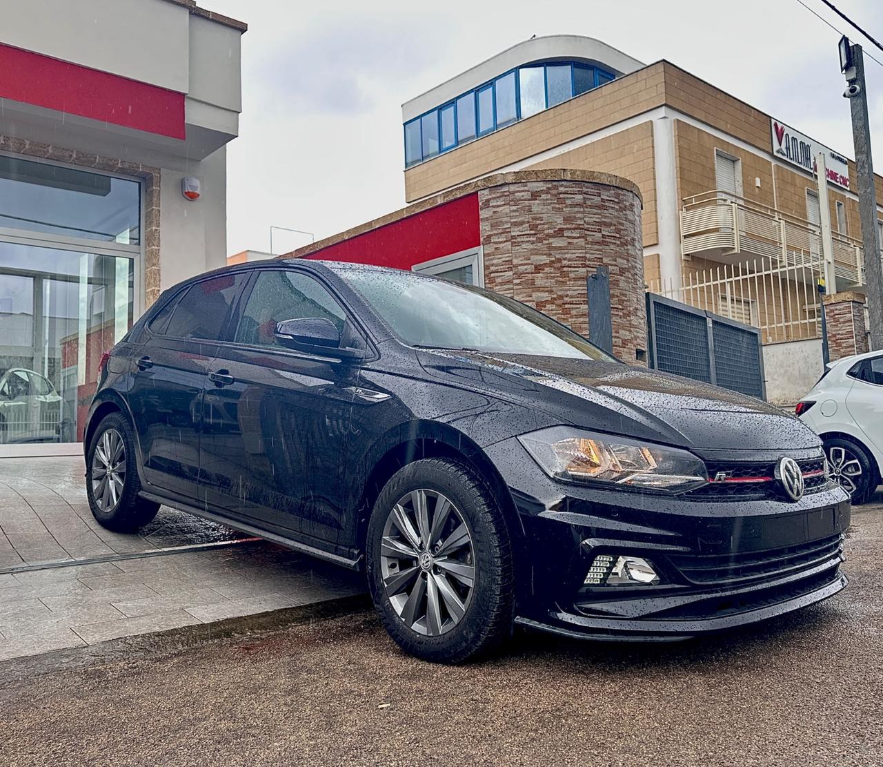 Volkswagen Polo 1.6 TDI 95 CV 5p. R-LINE-2019