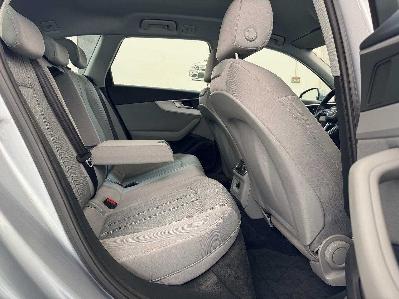 Audi A4 Avant 30 TDI/136 CV S tronic Business Advanced