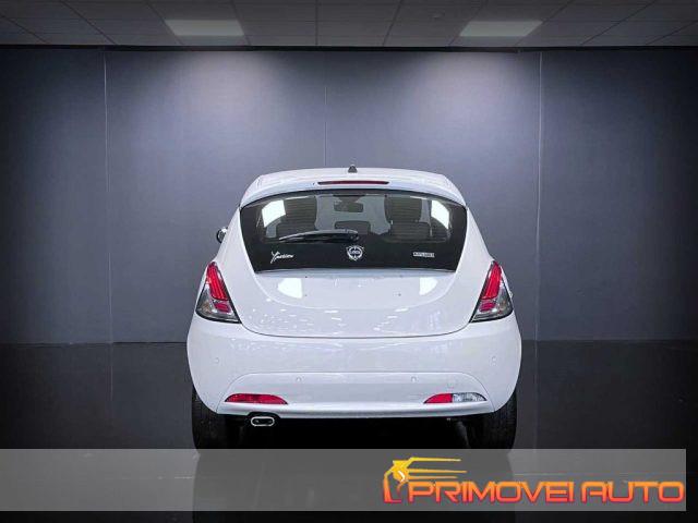 LANCIA Ypsilon 1.0 FireFly 5 porte S&S Hybrid Ecochic Gold