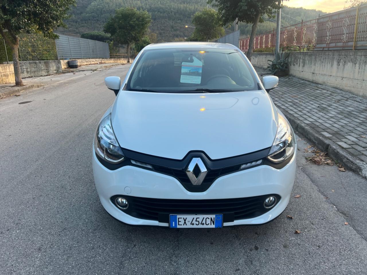 Renault Clio 1.2 75CV GPL 5 porte Costume National