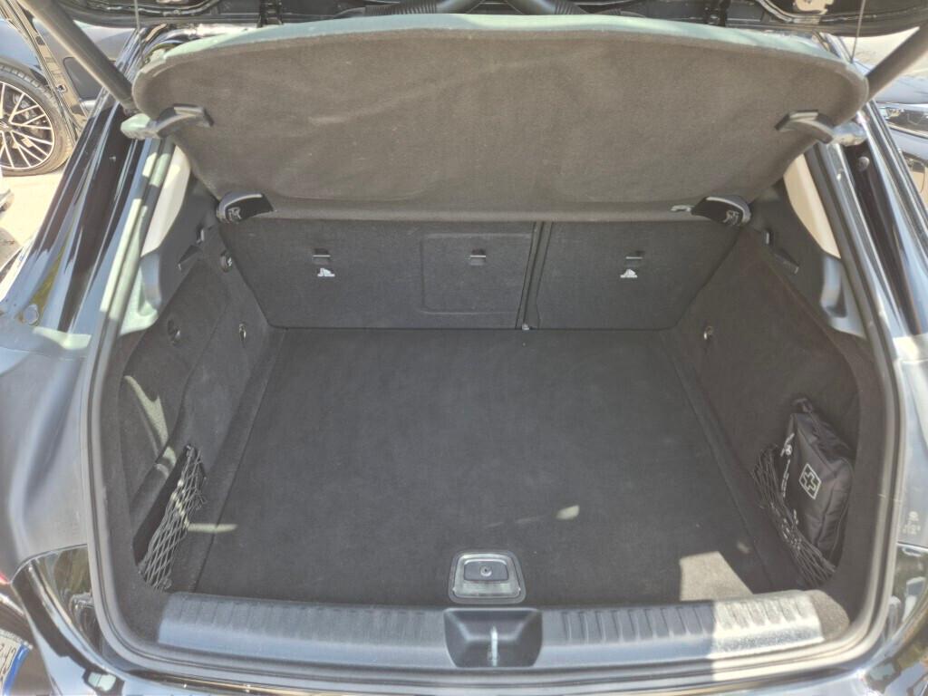 Mercedes GLA 180 d Manuale NAVI LED