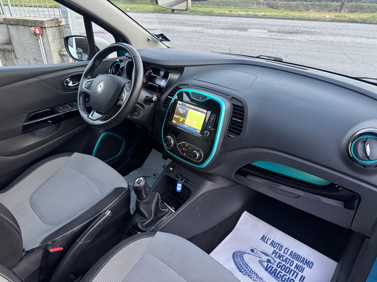 Renault Captur 0.9 tce Intens (energy r-link) 90cv E6