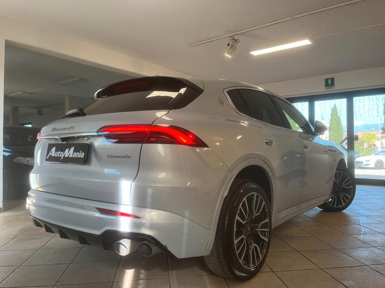 Maserati Grecale MHEV 300 CV AWD GT
