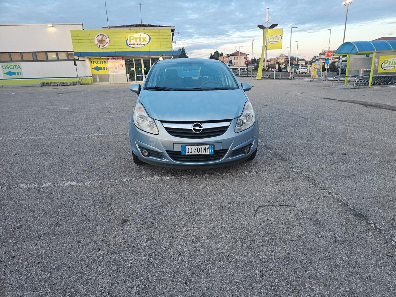 Opel Corsa 1.2 5 porte Enjoy