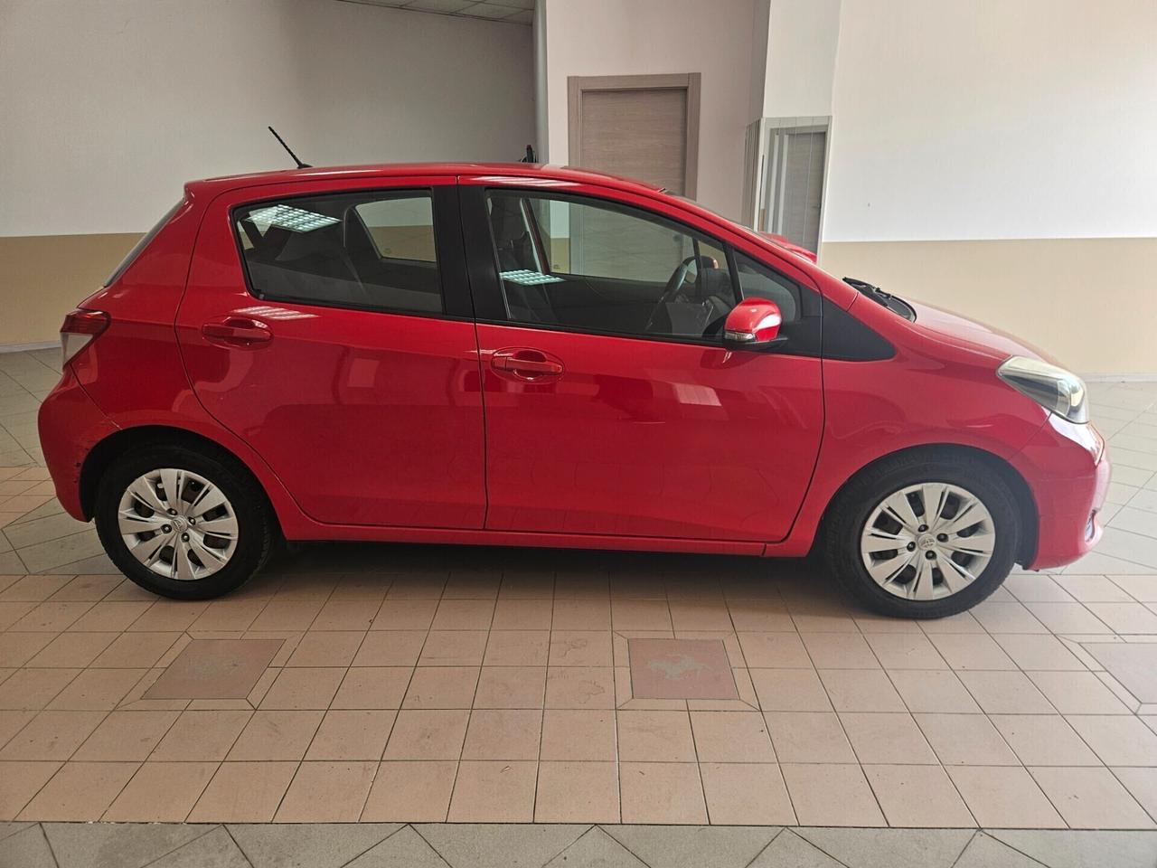 Toyota Yaris 1.4 D-4D 5 porte Lounge
