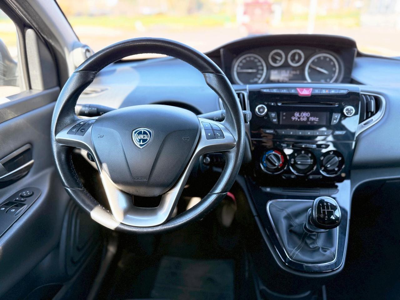 Lancia Ypsilon 1.2 benz. 69 CV 5 porte S&S Gold E6b *UNIPRO* - 2014 GARANZIA RATE PERMUTE