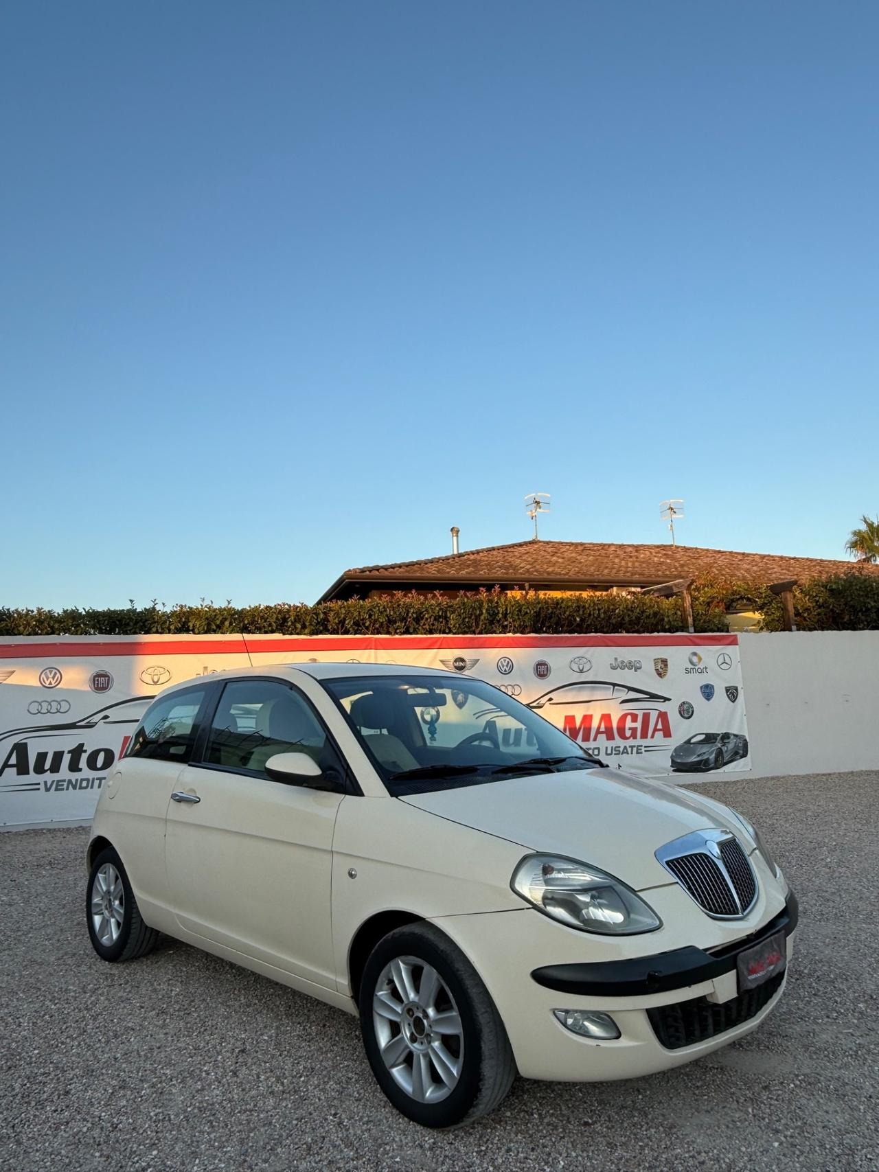 Lancia Ypsilon 1.3 Multijet 16V Argento