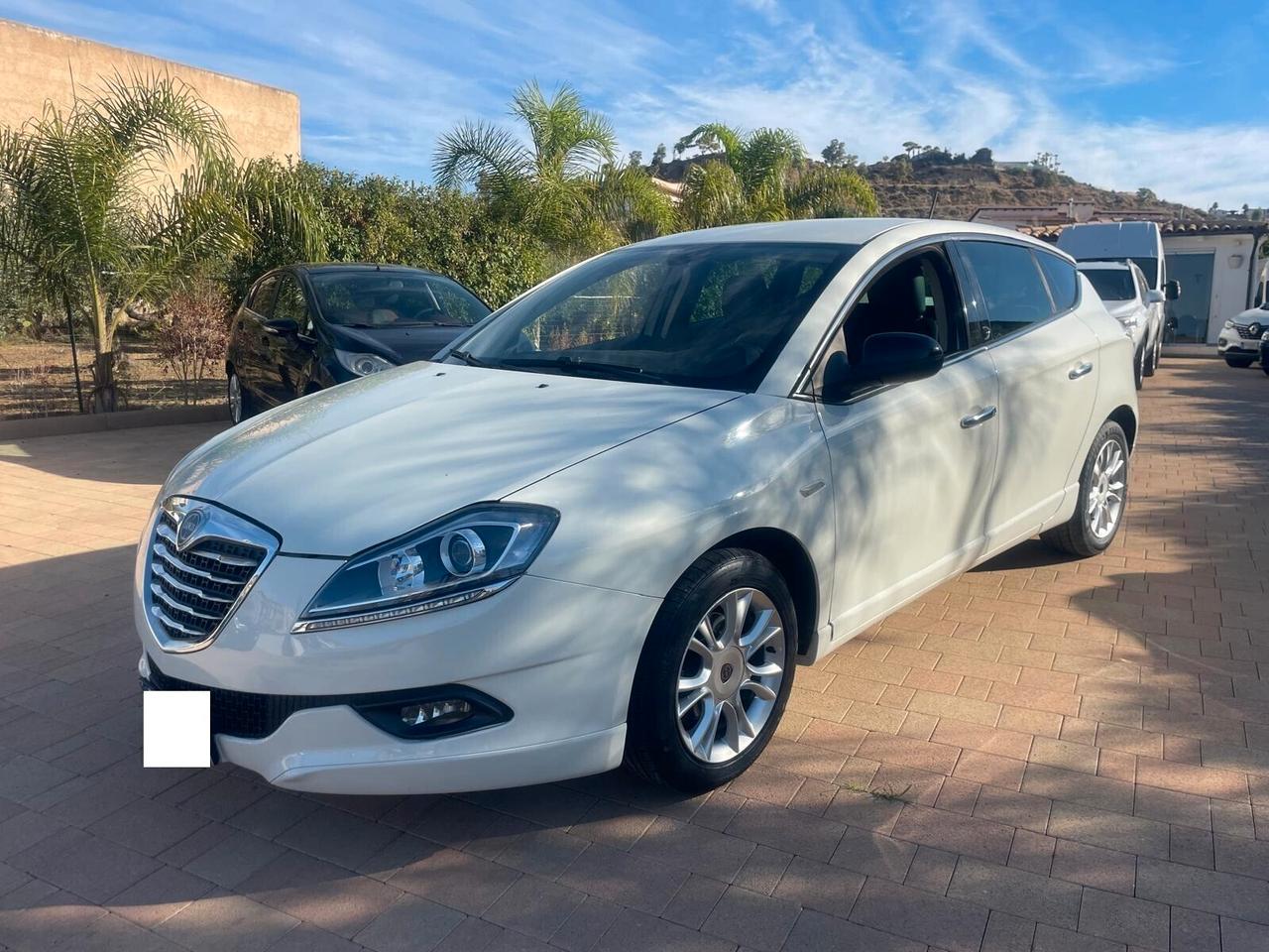 Lancia Delta 1.6"Finanziabile Senza Busta Paga"