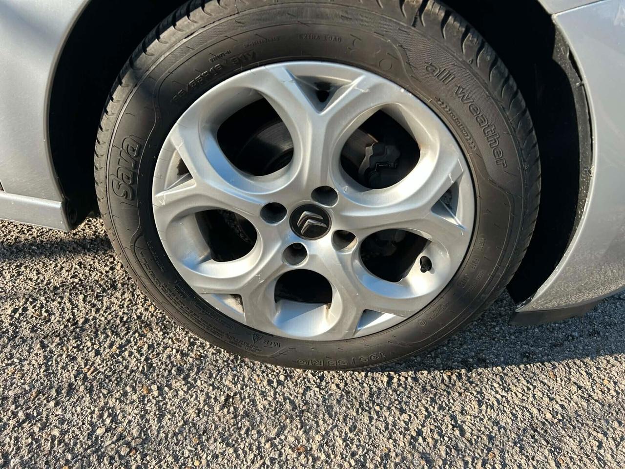 Citroen C3 1.4 HDi 70 Exclusive Neopatentati