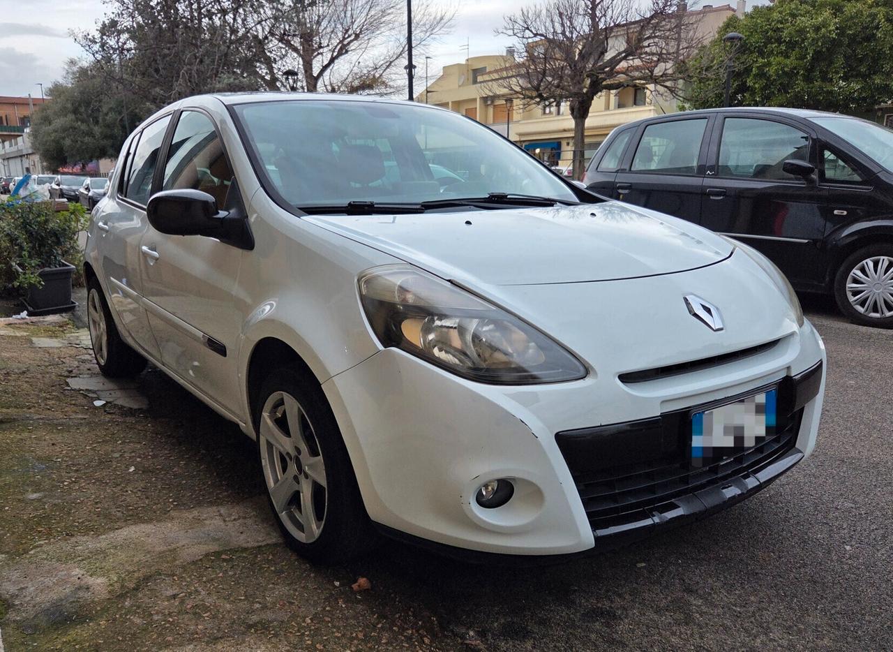 Renault Clio 1.5 dCi FULL-OPTIONAL