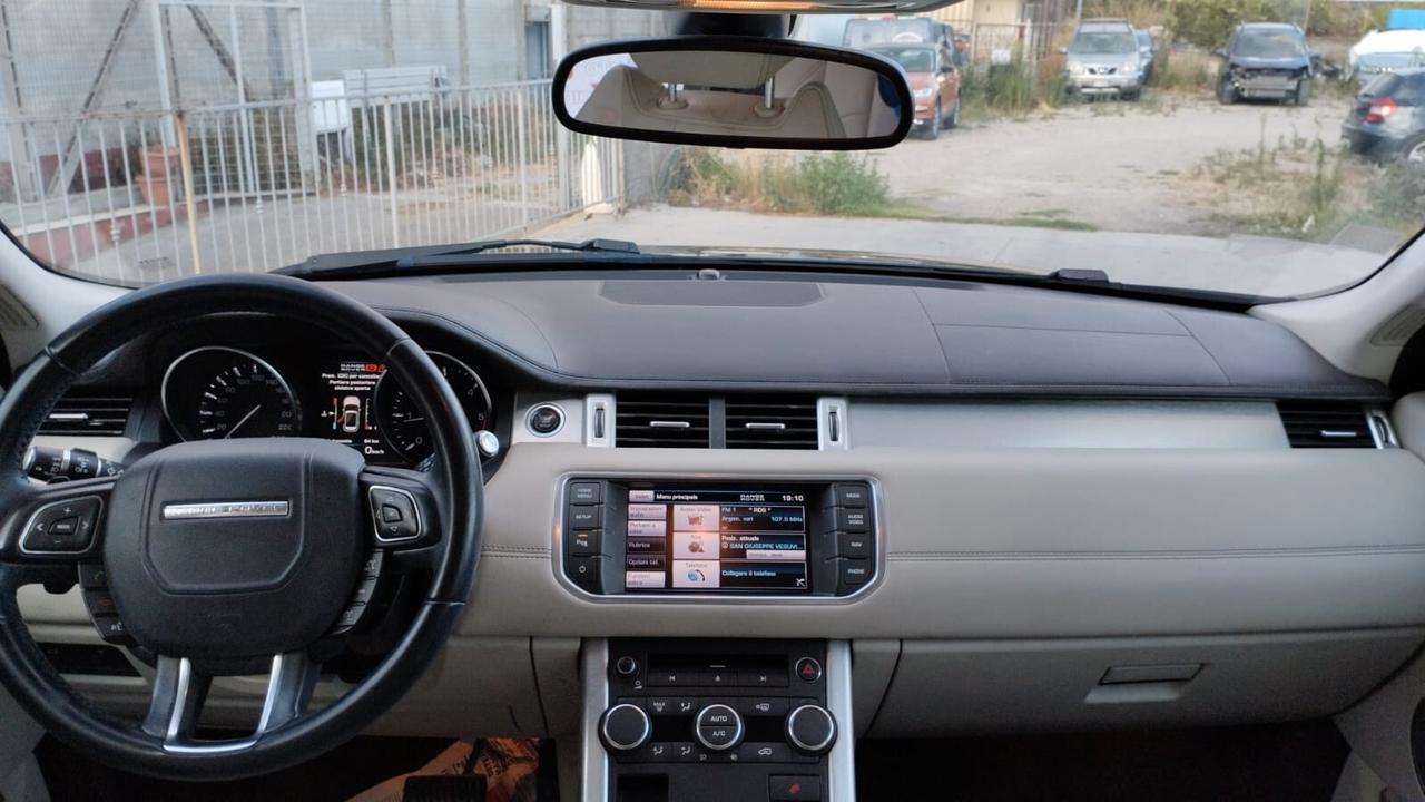 Land Rover Range Evoque 2.2 TD4 5p. Prestige