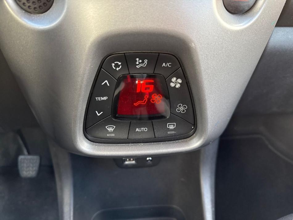 Toyota Aygo 5 Porte 1.0 VVT-i x-wave