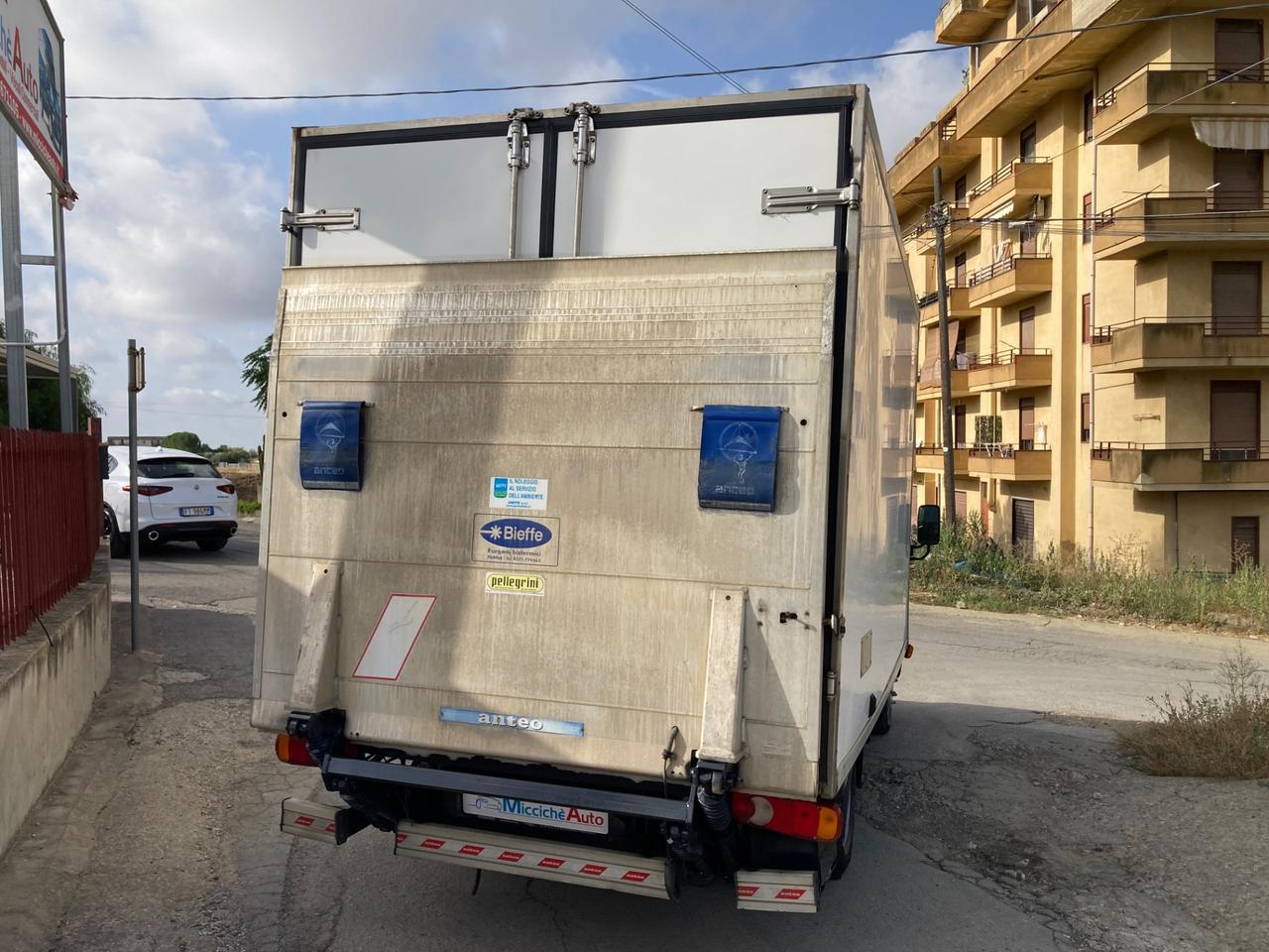 NISSAN CABSTAR 2.5 TD FRIGO SPONDA IDRAULICA