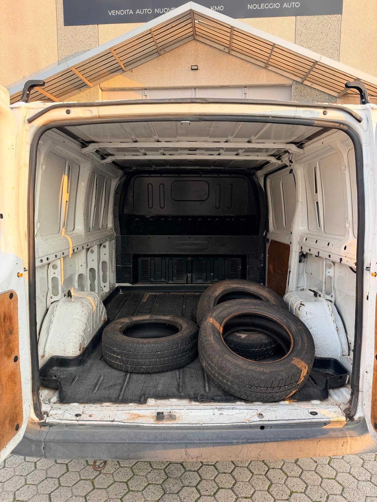 Ford TRANSIT FURGONATO