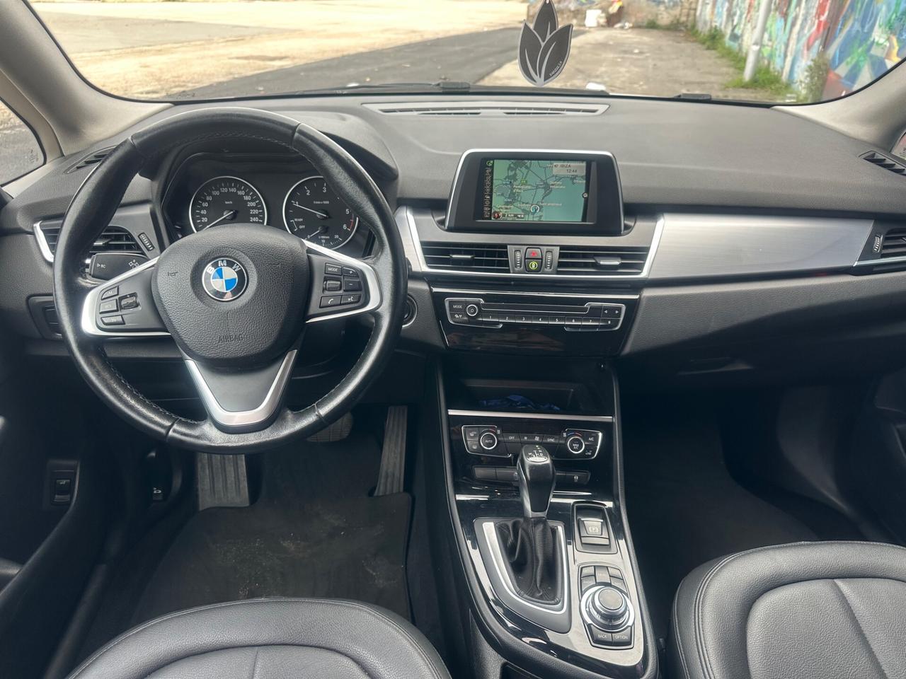 BMW 216 D AUTOM/PELLE/NAVIGATORE/LED