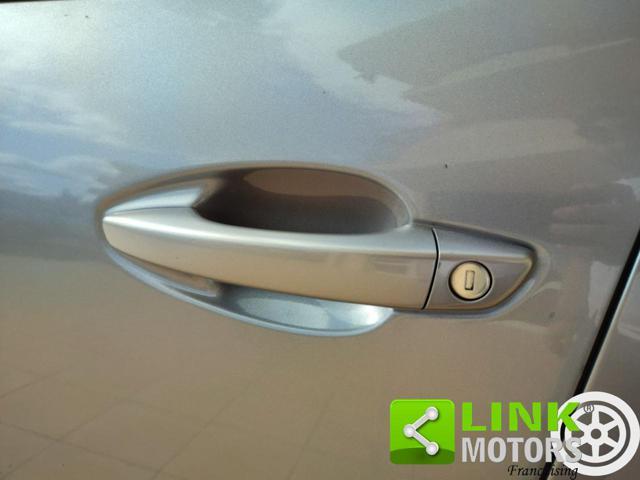 PEUGEOT 3008 BlueHDi 120 S&S EAT6 Allure