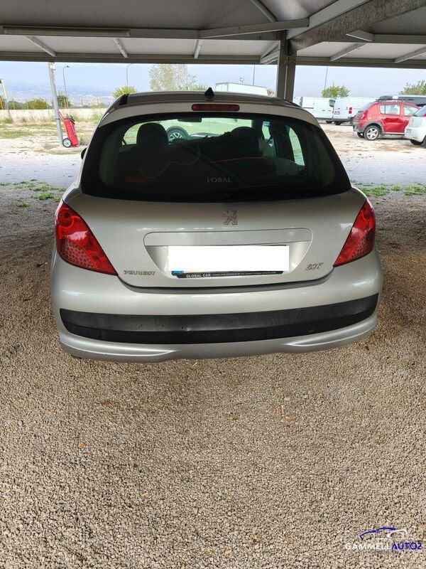 Peugeot 207 207 5p 1.4 GPL