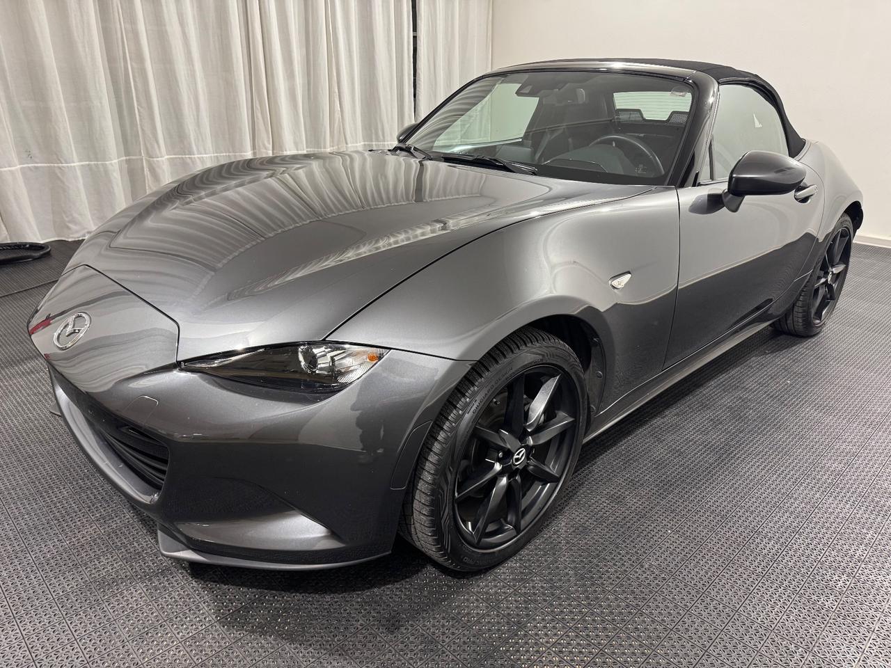 Mazda MX-5 2.0L Skyactiv-G Sport RECARO!!